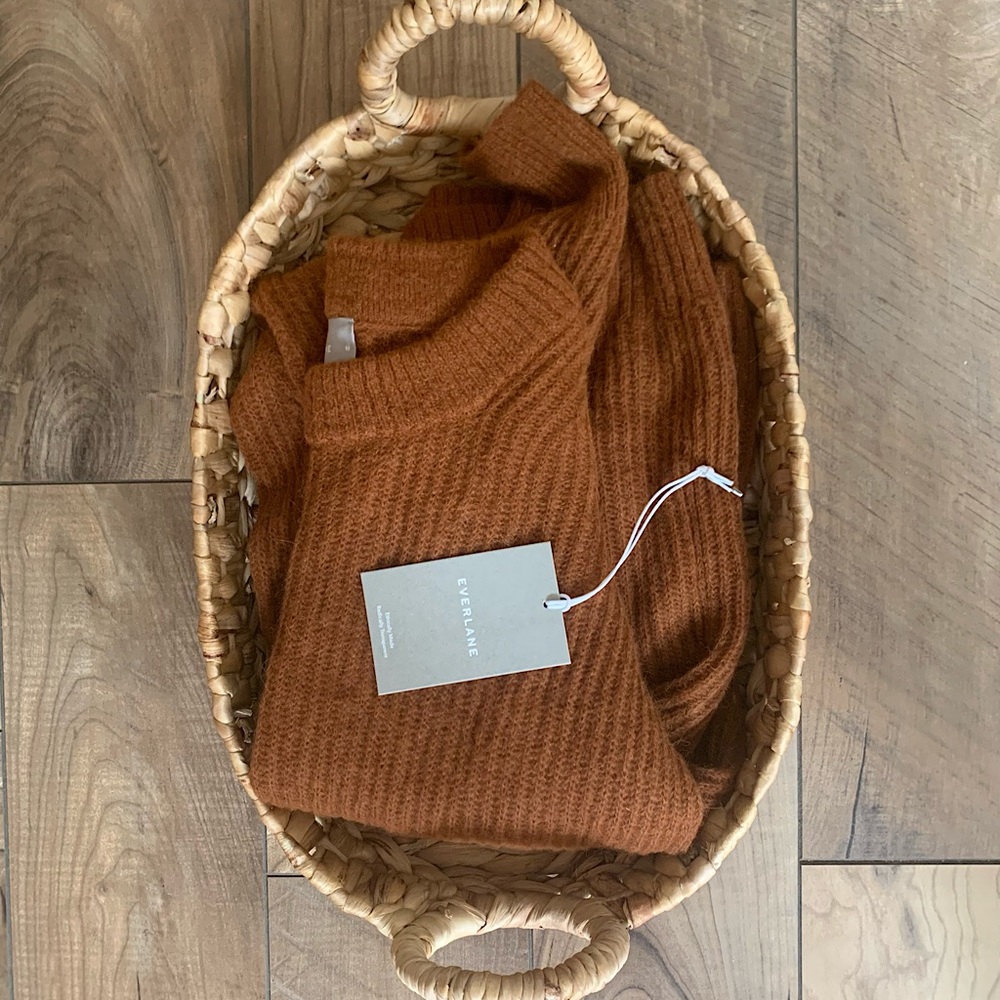 Everlane Oversized Alpaca Crew Sweater - Women’s M